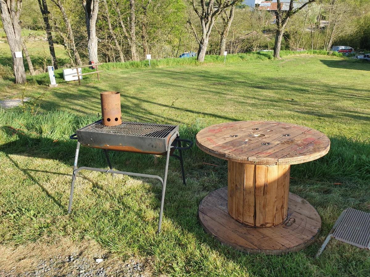 Camping Du Puy Rond Bressuire Exteriér fotografie