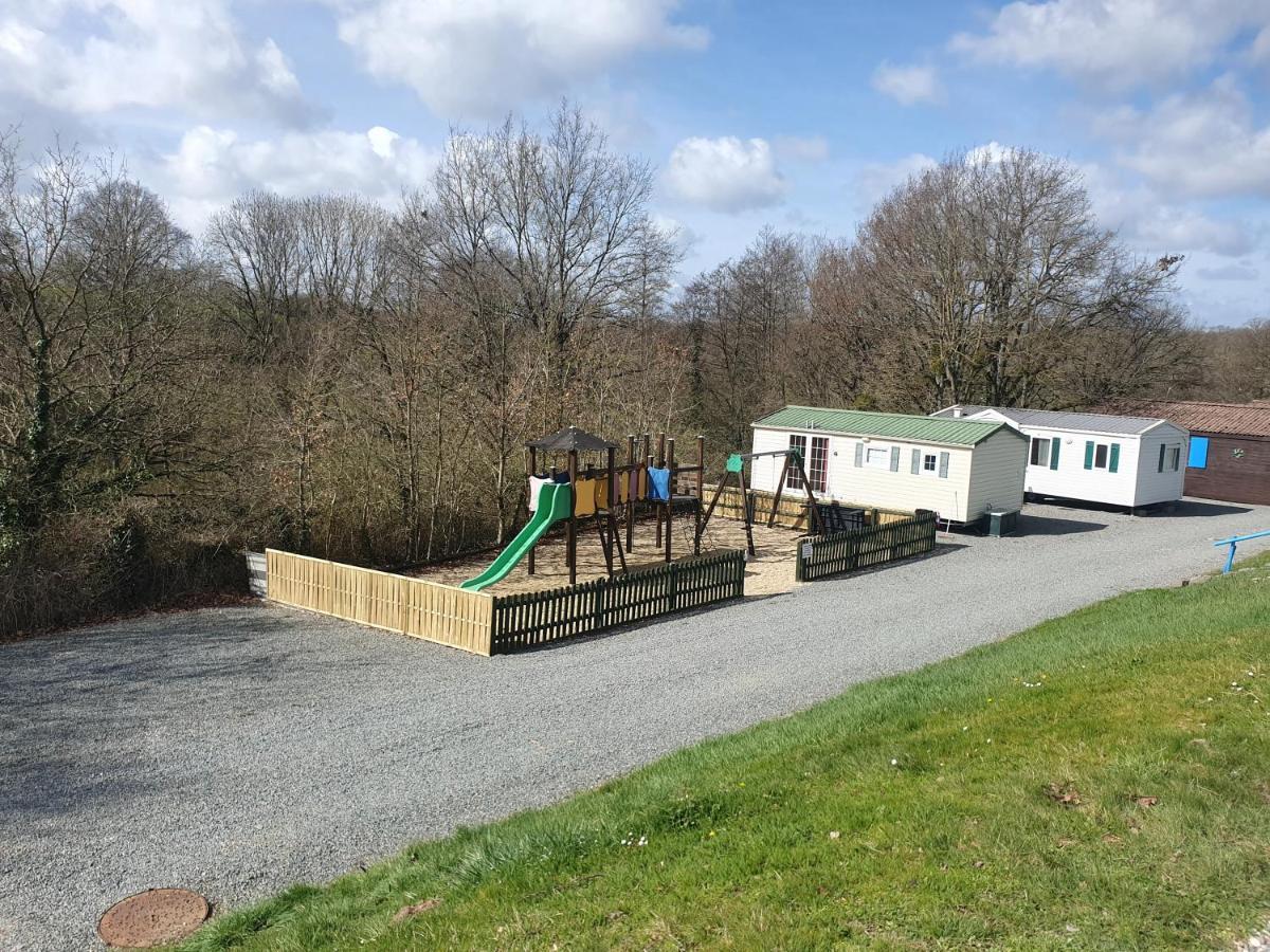 Camping Du Puy Rond Bressuire Exteriér fotografie