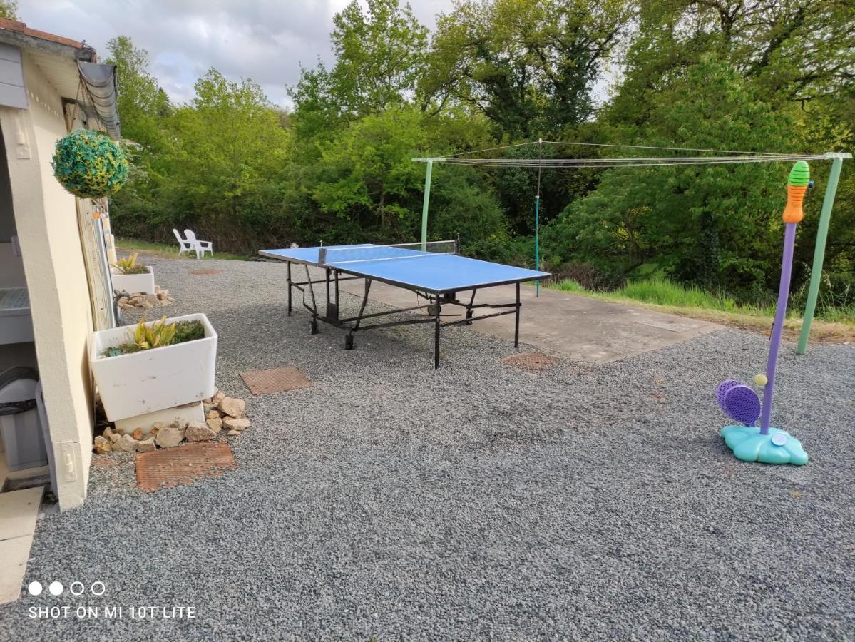 Camping Du Puy Rond Bressuire Exteriér fotografie